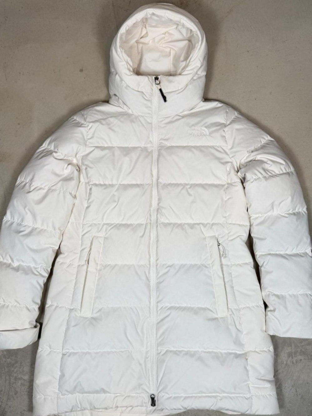 The North Face White 550 Women's Puffer Jacket
